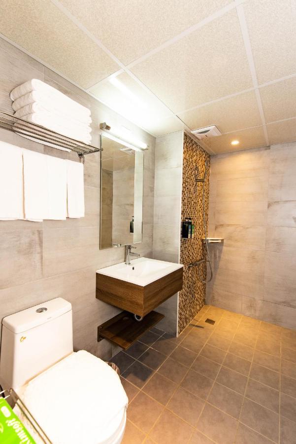 Traveller Inn - Mido Hotel Taitung Екстер'єр фото
