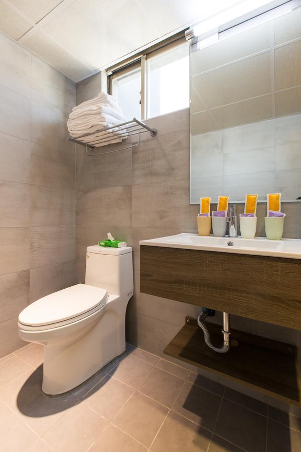 Traveller Inn - Mido Hotel Taitung Екстер'єр фото