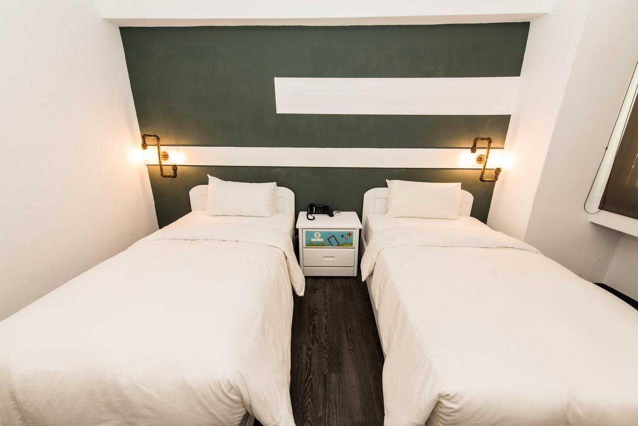 Traveller Inn - Mido Hotel Taitung Екстер'єр фото