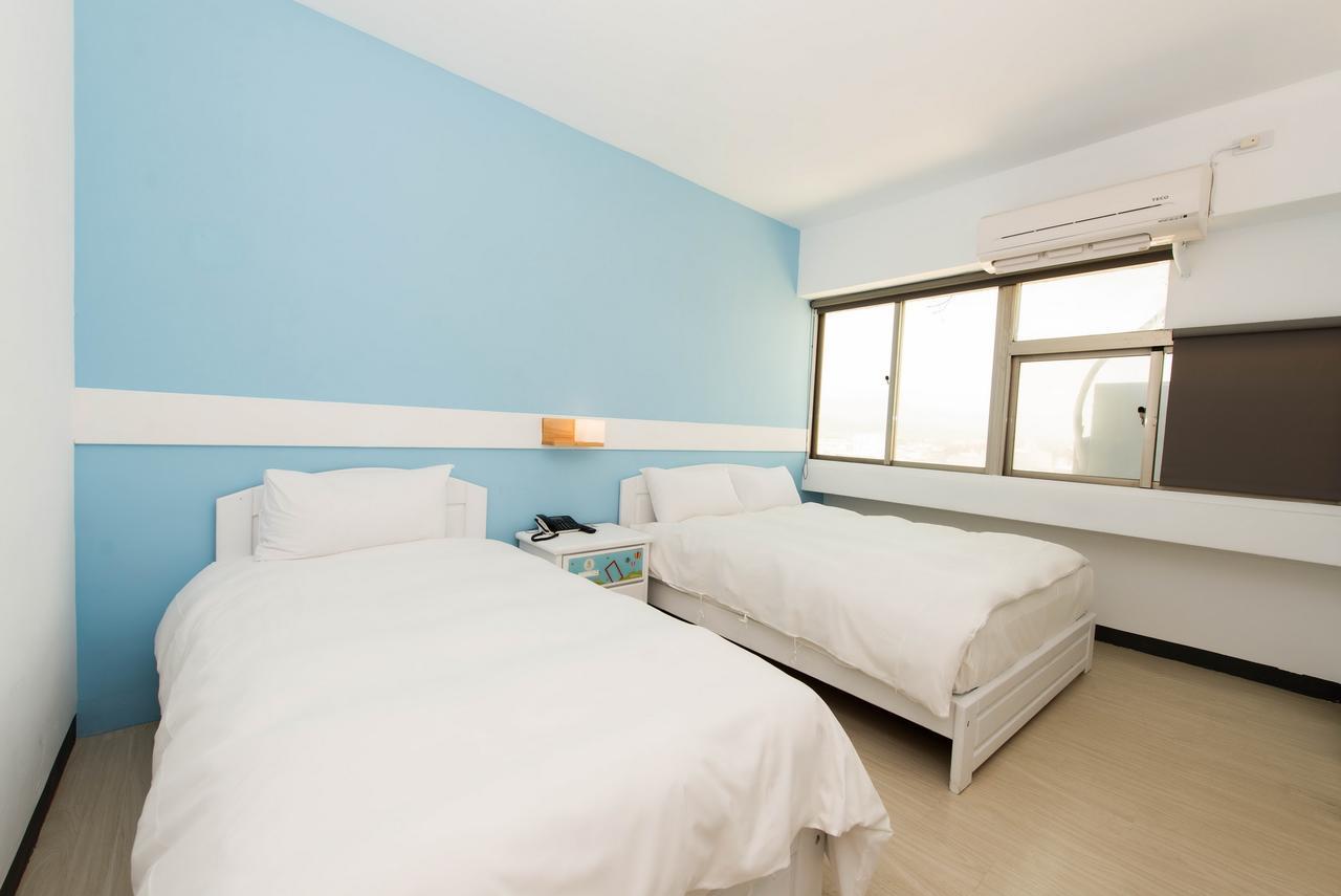 Traveller Inn - Mido Hotel Taitung Екстер'єр фото