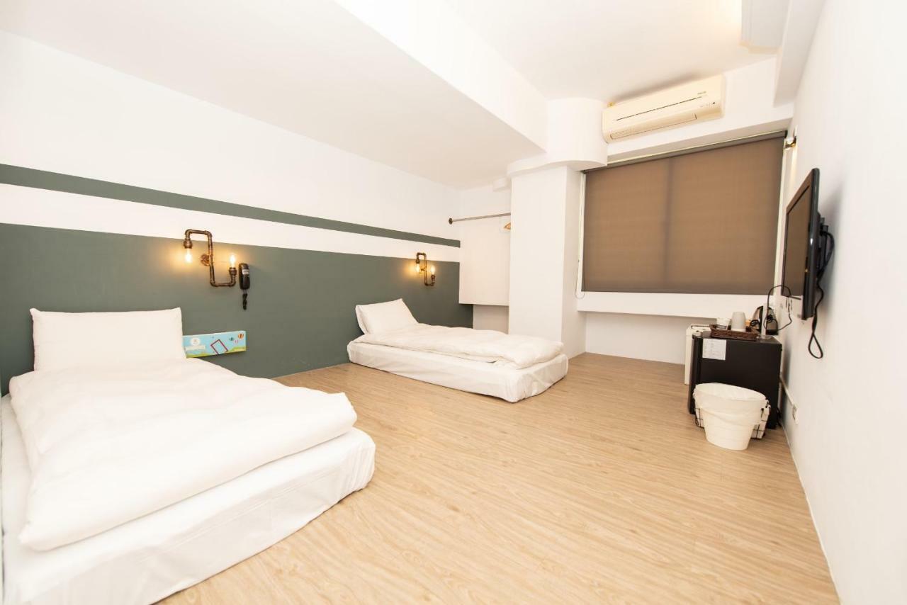 Traveller Inn - Mido Hotel Taitung Екстер'єр фото