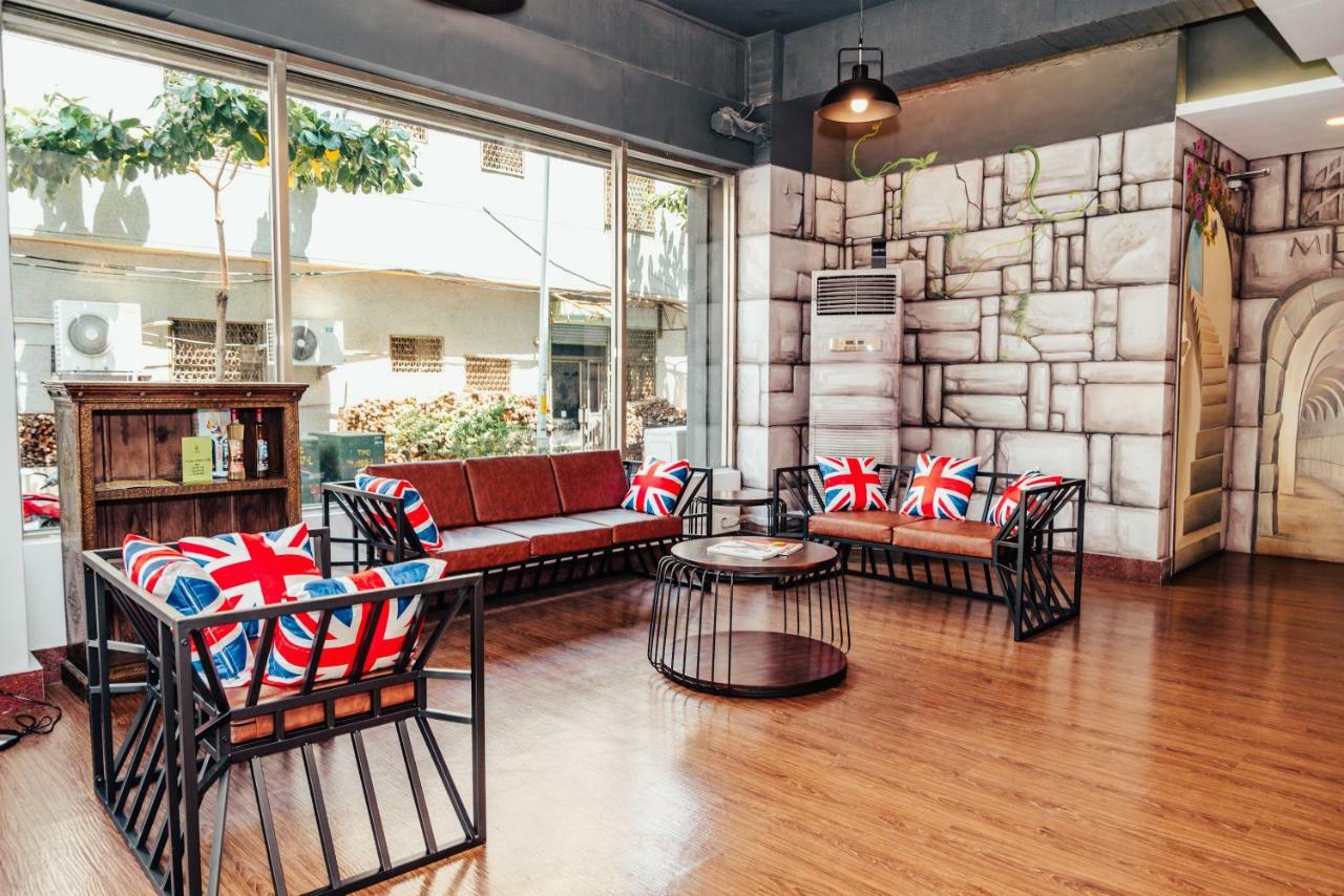 Traveller Inn - Mido Hotel Taitung Екстер'єр фото